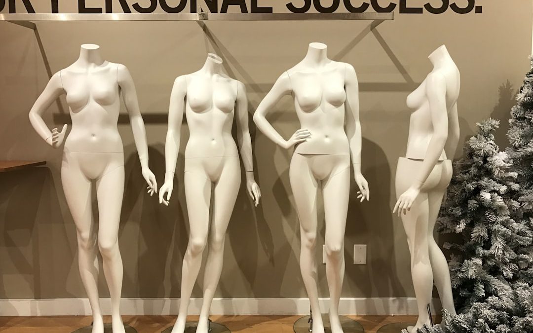 découvrez notre sélection de mannequins grande taille, représentant la beauté et la diversité pour toutes les silhouettes. mode inclusive pour toutes les tailles.
