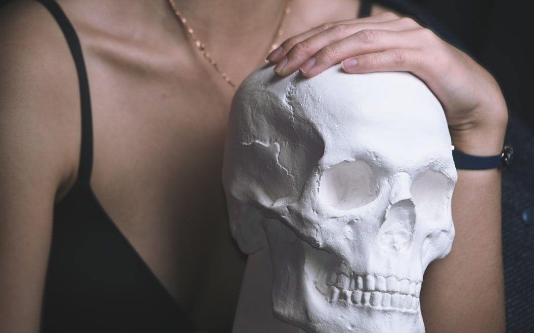 Ma Robe Têtes de Mort pour Halloween : Un Hommage Captivant à l&rsquo;Univers des Pirates !